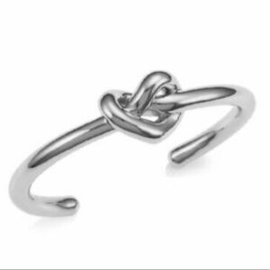 Kate Spade♠️ loves me knot statement silver cuff